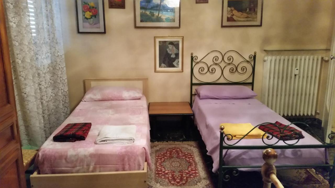 Casa Gramsci Bed and Breakfast Modena Exteriör bild