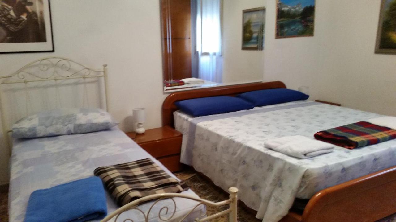 Casa Gramsci Bed and Breakfast Modena Exteriör bild