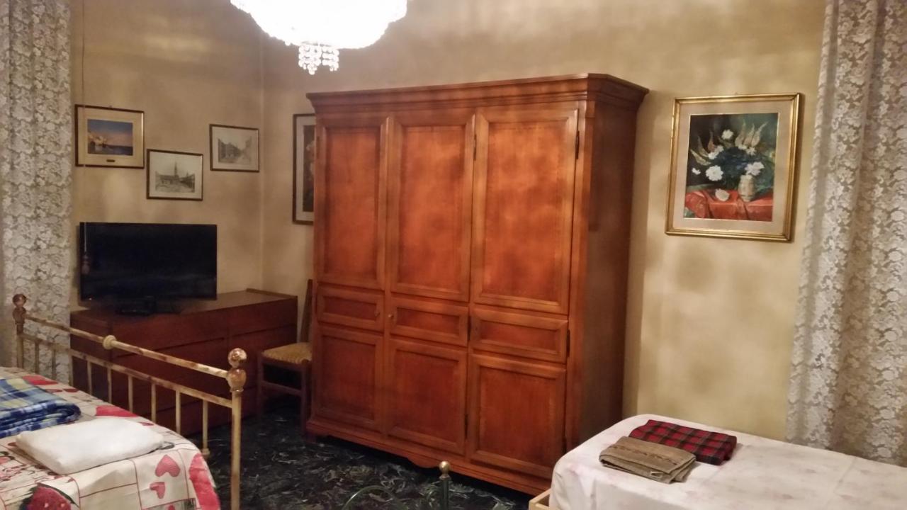 Casa Gramsci Bed and Breakfast Modena Exteriör bild