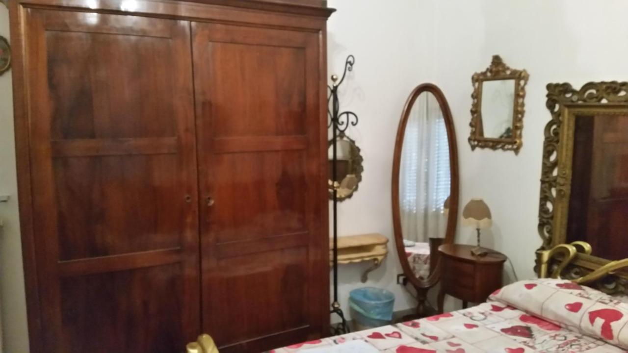 Casa Gramsci Bed and Breakfast Modena Exteriör bild