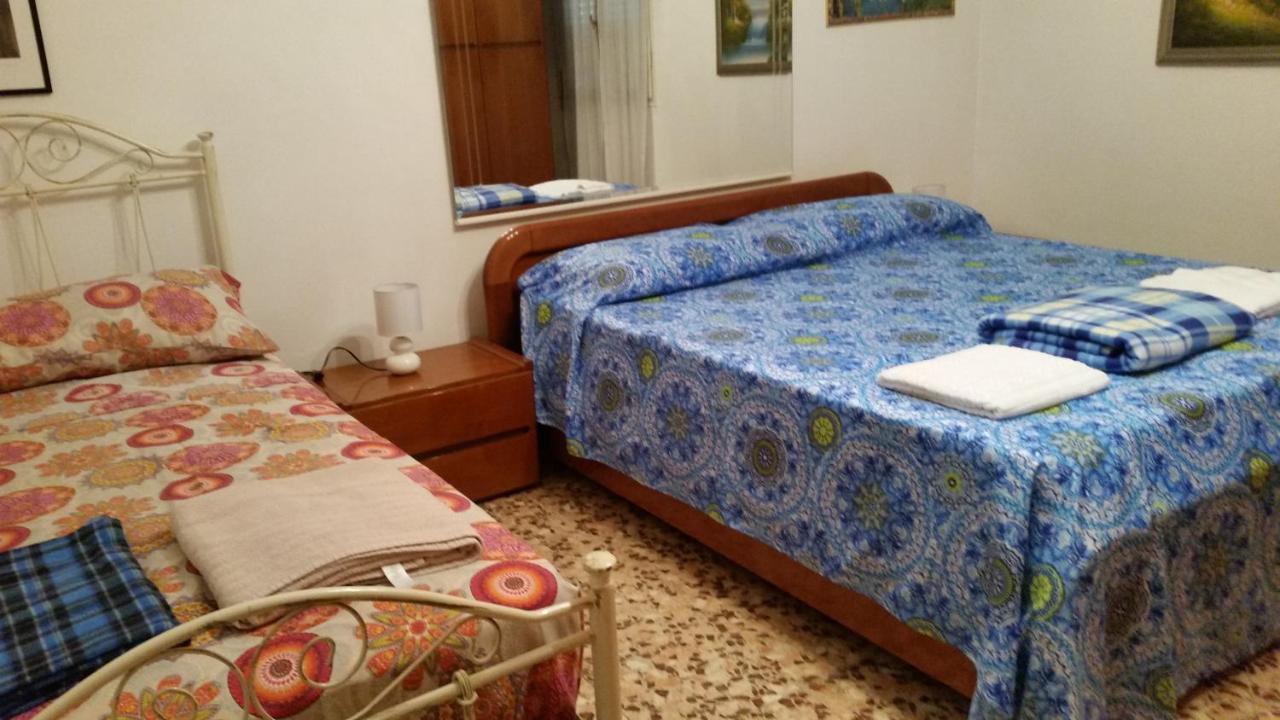 Casa Gramsci Bed and Breakfast Modena Exteriör bild