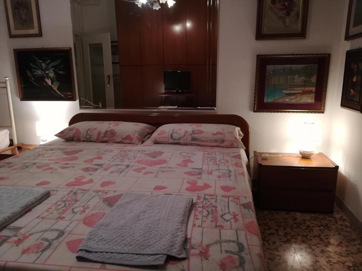 Casa Gramsci Bed and Breakfast Modena Exteriör bild