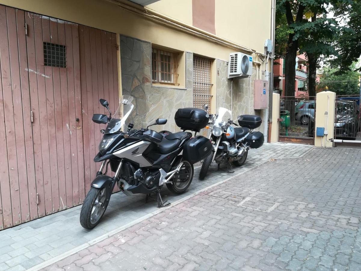 Casa Gramsci Bed and Breakfast Modena Exteriör bild