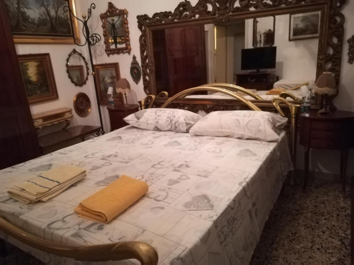 Casa Gramsci Bed and Breakfast Modena Exteriör bild
