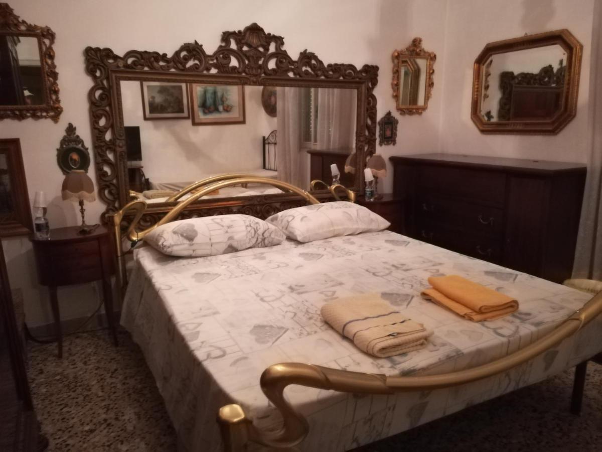 Casa Gramsci Bed and Breakfast Modena Exteriör bild