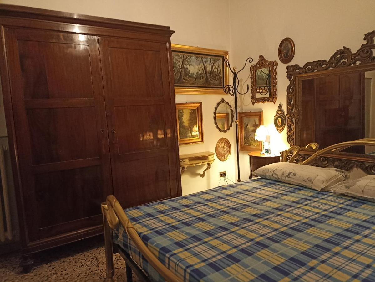 Casa Gramsci Bed and Breakfast Modena Exteriör bild